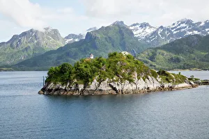 Digital Prints: Small island, a roche moutonnee glacial landform