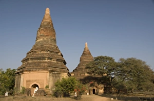 Pagan Prints: Small paya, Bagan (Pagan), Myanmar (Burma), Asia