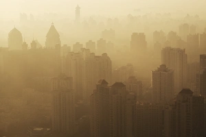 Images Dated 26th October 2005: Smoggy Shanhai at dawn, Shanghai, China, Asia