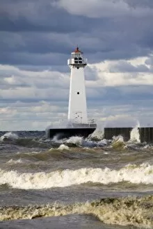 Images Dated 16th September 2007: Sodus Outer Lighthouse, Sodus Point, Greater Rochester Area, New York State