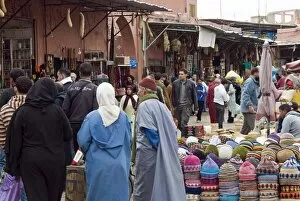 Images Dated 18th November 2009: The Souk, Marrakech (Marrakesh), Morocco, North Africa, Africa