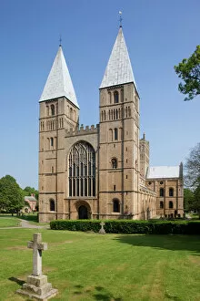 Images Dated 22nd April 2011: Southwell Minster, Southwell, Nottinghamshire, England, United Kingdom, Europe