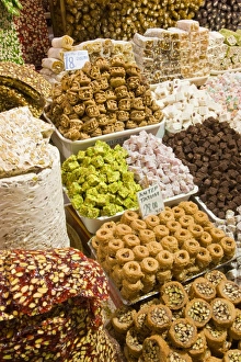 Goods Prints: The Spice Bazaar, Sultanhamet, Istanbul, Turkey, Europe