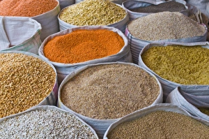 Images Dated 29th March 2008: Spices for sale, Addis Ababa, Ethiopia, Africa