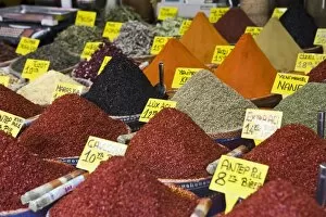 Images Dated 28th May 2008: Spices for sale, Spice Bazaar, Istanbul, Turkey, Western Asia