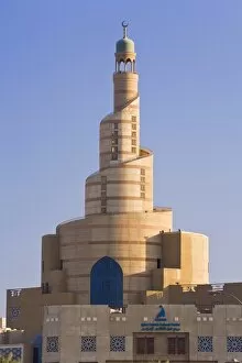 Images Dated 14th December 2007: The spiral mosque of the Kassem Darwish Fakhroo Islamic