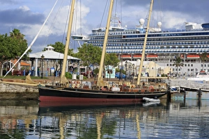Cruising Prints: Spirit of Bermuda sloop in the Royal Naval Dockyard