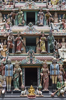 Figurine Prints: Sri Mariamman Hindu Temple in Chinatown