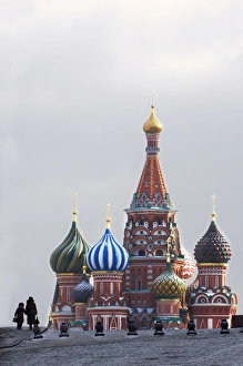 Images Dated 15th February 2008: St. Basils Cathedral in the evening, Red Square, UNESCO World Heritage Site