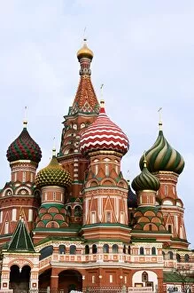 Images Dated 11th February 2008: St. Basils Cathedral, Red Square, UNESCO World Heritage Site, Moscow, Russia, Europe