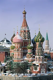 Images Dated 28th February 2008: St. Basils Christian cathedral in winter snow
