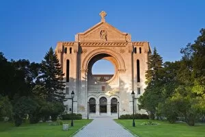 Images Dated 22nd June 2007: St. Boniface Cathedral, Winnipeg, Manitoba, Canada, North America