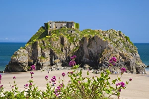 Tenby Prints: St. Catherines Island, Tenby, Pembrokeshire, Wales, United Kingdom, Europe