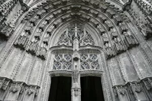 Images Dated 10th February 2000: St. Gatien Cathedral door, Tours, Indre-et-Loire, France, Europe