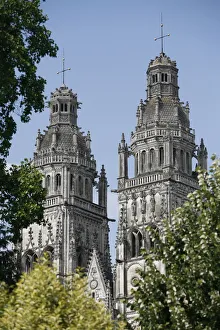 Images Dated 10th February 2000: St. Gatien Cathedral towers, Tours, Indre-et-Loire, France, Europe