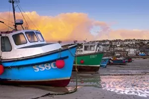 Images Dated 29th August 2009: St. Ives Harbour, Cornwall, England, United Kingdom, Europe
