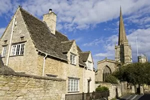 Images Dated 10th September 2010: St. John the Baptist Church, Burford, Oxfordshire, Cotswolds, England, United Kingdom