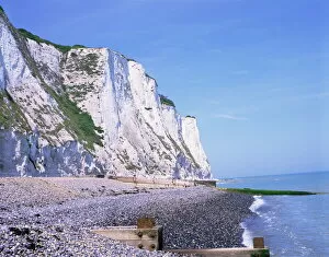 Natural Landmark Gallery: St. Margarets at Cliffe, White Cliffs of Dover, Kent, England, United Kingdom