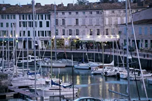 Images Dated 30th July 2008: St. Martin, Ile de Re, Charente-Maritime, Poitou-Charentes, France, Europe