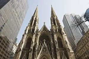 Images Dated 17th March 2009: St. Patricks Cathedral, 5th Avenue, Manhattan, New York City, New York