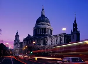Congestion Collection: St Pauls Cathedral in the evening, London, England, UK