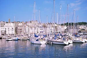 Channel Islands Collection: St. Peter Port, Guernsey, Channel Islands, United Kingdom, Europe