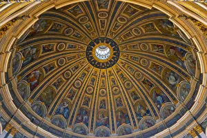 St. Peters Basilica, UNESCO World Heritage Site, The Vatican, Rome, Lazio, Italy