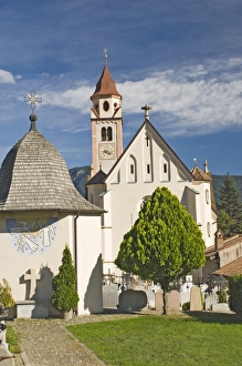 Merano Prints: St. Peters church