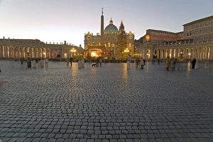 Xmas Prints: St. Peters Square at Christmas time