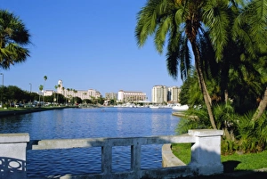 Tourist Resort Prints: St Petersburg