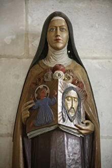 Images Dated 24th December 2007: St. Teresa, Auxerre, Yonne, Burgundy, France, Europe