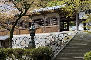 Images Dated 27th April 2009: Stairway at Chujakumon gate at Eiheiji Temple, headquarters of Soto sect of Zen Buddhism