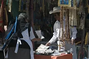 Images Dated 19th April 2008: Stalls selling religious souvenirs and artifacts, Santuario de Atotonilco