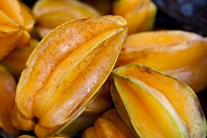 Images Dated 24th October 2009: Starfruit (carambola) (Averrhoa carambola), a star shaped fruit when cut