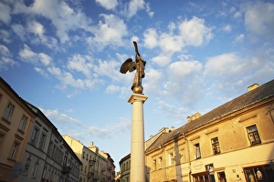 Images Dated 10th August 2009: Statue of Angel of Uzupis, Vilnius, Uzupis District, Lithuania, Baltic States, Europe