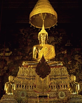 Statue of the Buddha