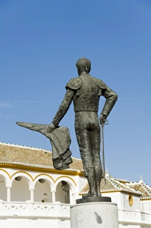Pedestal Prints: Statue at the bull ring