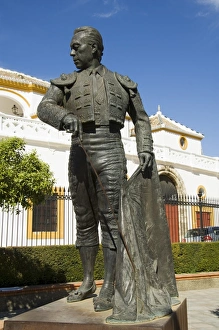 Statue of Curro Romero a famous matador