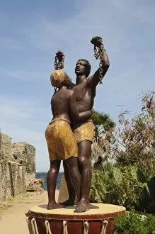 Images Dated 10th January 2009: Statue des esclaves, statue commemorationg the freeing of the slaves, the chains are broken