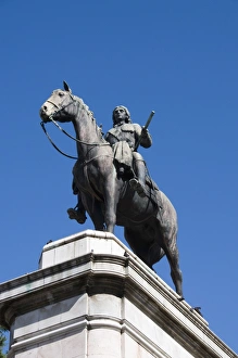 Images Dated 10th March 2009: Statue of General Don Bruno De Zabala founder of Uruguay, Plaza Zabala