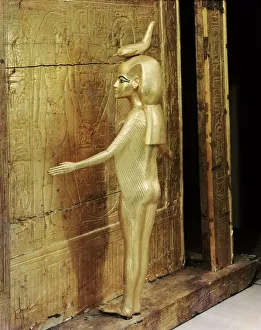 Images Dated 27th July 2008: Statue of the goddess Serket protecting the canopic chest or shrine