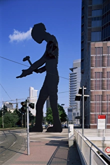 Frankfurt Prints: Statue of a hammering man