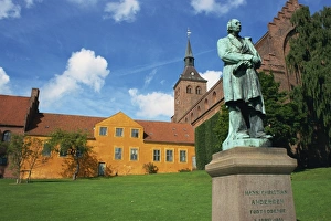 Statue of Hans Christian Andersen, Odense, Funen, Denmark, Scandinavia, Europe
