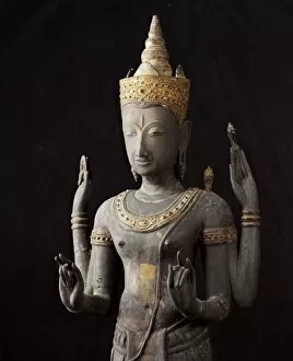 Images Dated 20th January 2000: Statue of Hindu god