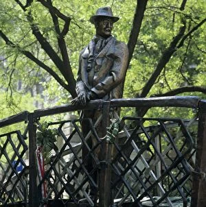Looking Away Gallery: Statue of Imre Nagy, hero of the 1956 Revolution, Budapest Hungary, Europe