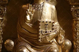 Images Dated 1st September 2006: Statue of Jesus Christ Salvator Mundi (World Saviour) in Saint-Martin d'