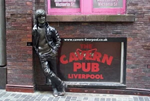 Images Dated 23rd June 2009: Statue of John Lennon close to the original Cavern Club, Matthew Street