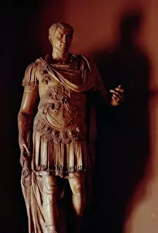 Images Dated 7th January 2000: Statue of Julius Caesar in the Council Chamber