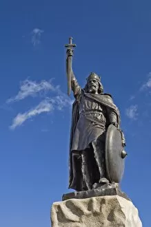Images Dated 21st March 2008: Statue of King Alfred, Winchester, Hampshire, England, United Kingdom, Europe