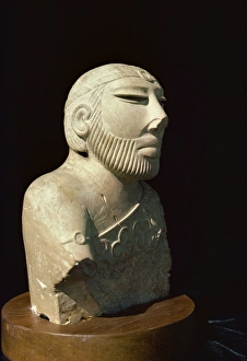 Statue of the king priest from the Indus civilisation at Mohenjodaro